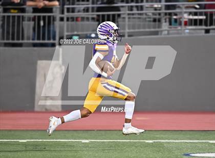 Thumbnail 3 in Brackenridge vs Harlindale photogallery.