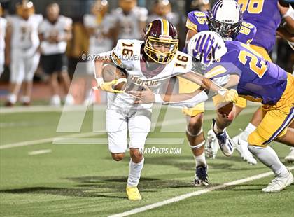 Thumbnail 3 in Brackenridge vs Harlindale photogallery.
