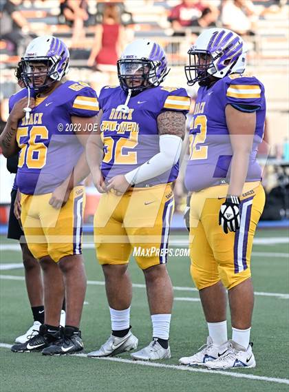 Thumbnail 2 in Brackenridge vs Harlindale photogallery.