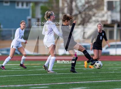 Thumbnail 2 in Rock Canyon @ Fossil Ridge (CHSAA 5A Round 2) photogallery.