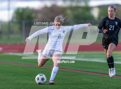 Thumbnail 2 in Rock Canyon @ Fossil Ridge (CHSAA 5A Round 2) photogallery.