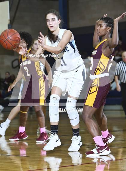Thumbnail 2 in Mt. Vernon @ Ursuline photogallery.