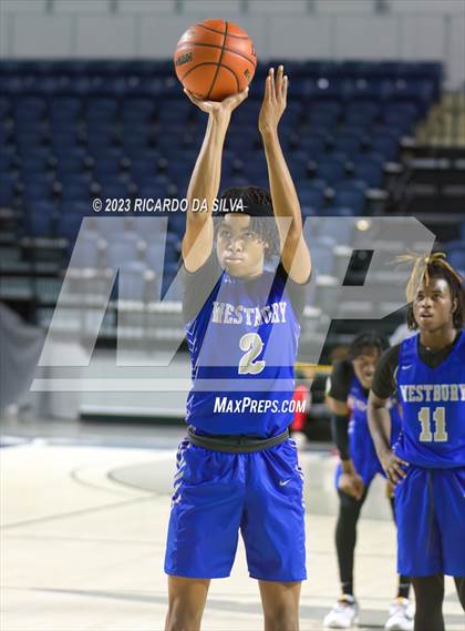 Thumbnail 3 in Lamar vs Westbury photogallery.