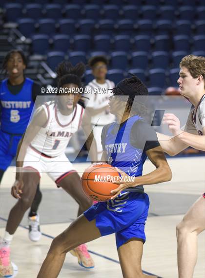 Thumbnail 2 in Lamar vs Westbury photogallery.