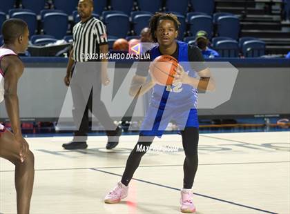 Thumbnail 1 in Lamar vs Westbury photogallery.