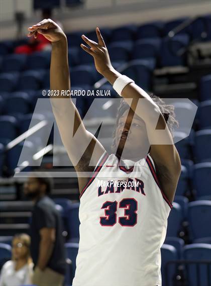Thumbnail 2 in Lamar vs Westbury photogallery.