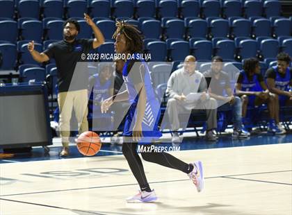 Thumbnail 1 in Lamar vs Westbury photogallery.