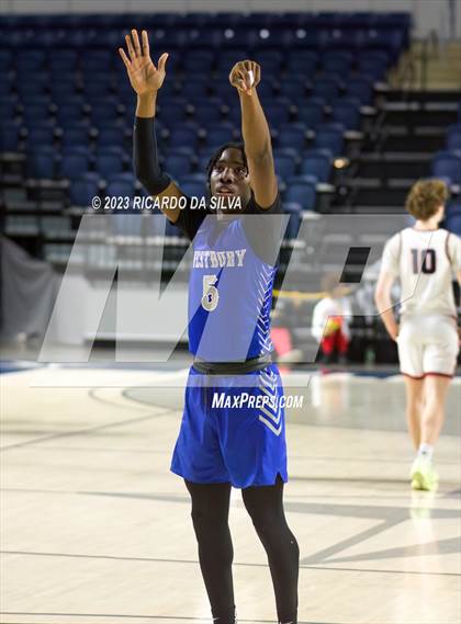 Thumbnail 2 in Lamar vs Westbury photogallery.