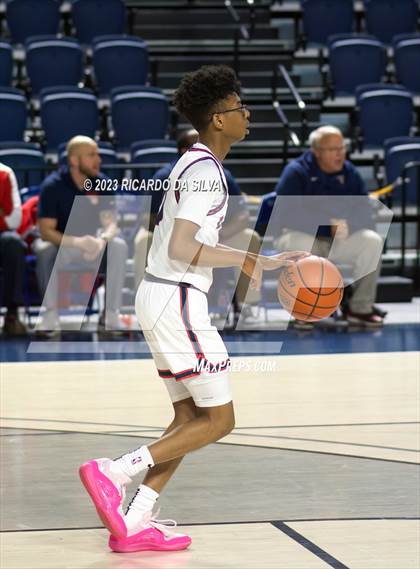 Thumbnail 1 in Lamar vs Westbury photogallery.