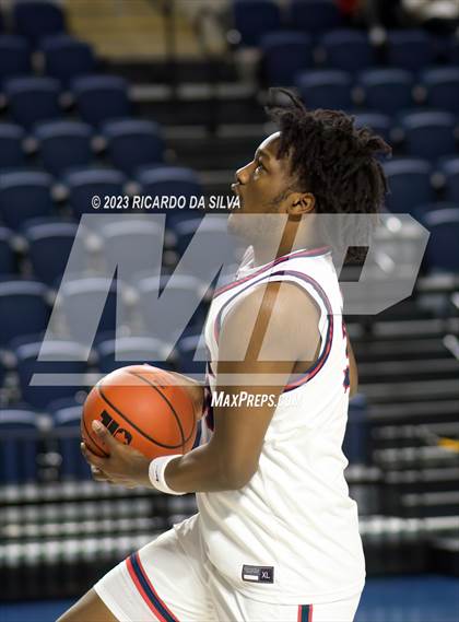 Thumbnail 2 in Lamar vs Westbury photogallery.