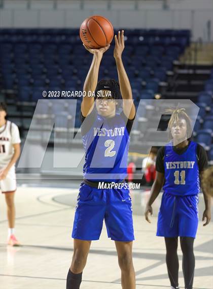 Thumbnail 2 in Lamar vs Westbury photogallery.