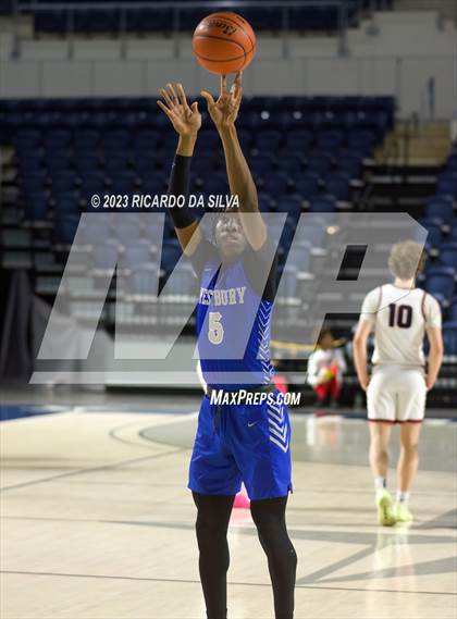 Thumbnail 3 in Lamar vs Westbury photogallery.