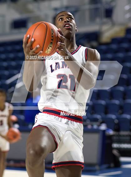 Thumbnail 1 in Lamar vs Westbury photogallery.