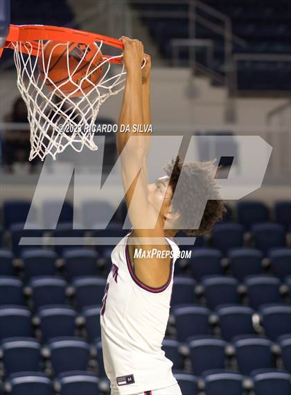 Thumbnail 1 in Lamar vs Westbury photogallery.