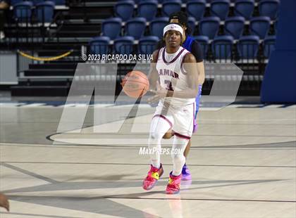 Thumbnail 1 in Lamar vs Westbury photogallery.