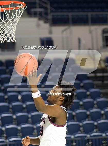 Thumbnail 1 in Lamar vs Westbury photogallery.