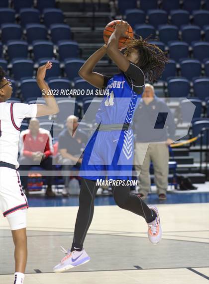 Thumbnail 3 in Lamar vs Westbury photogallery.