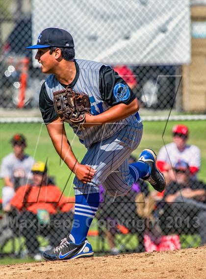 Thumbnail 3 in Huntington Beach vs. Fountain Valley photogallery.