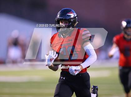 Thumbnail 1 in Cherokee vs. Carver photogallery.