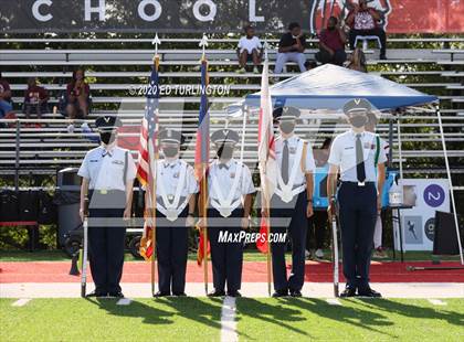 Thumbnail 1 in Cherokee vs. Carver photogallery.