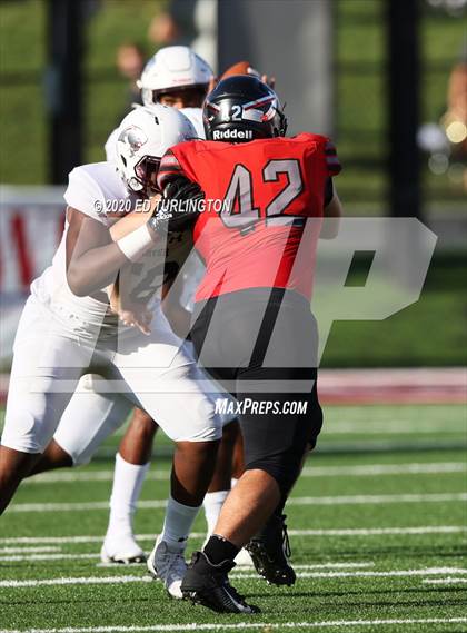 Thumbnail 3 in Cherokee vs. Carver photogallery.