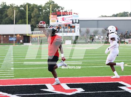 Thumbnail 1 in Cherokee vs. Carver photogallery.