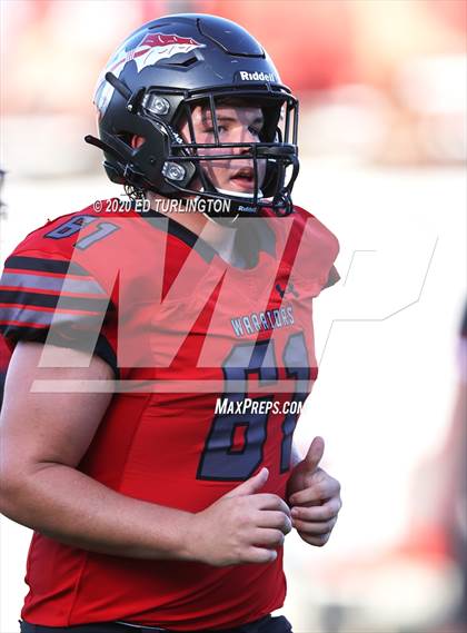 Thumbnail 2 in Cherokee vs. Carver photogallery.