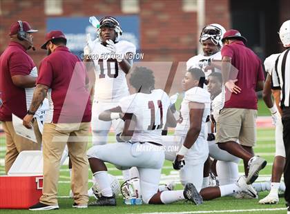 Thumbnail 3 in Cherokee vs. Carver photogallery.