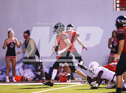 Thumbnail 3 in Cherokee vs. Carver photogallery.