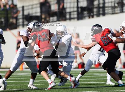 Thumbnail 3 in Cherokee vs. Carver photogallery.