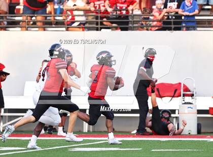 Thumbnail 3 in Cherokee vs. Carver photogallery.