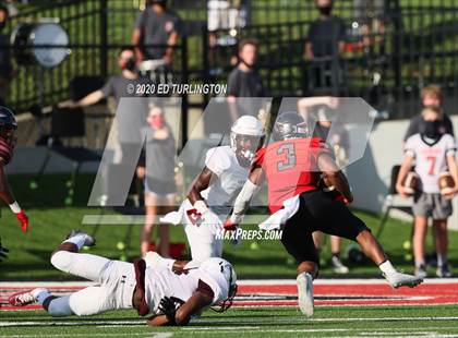 Thumbnail 1 in Cherokee vs. Carver photogallery.