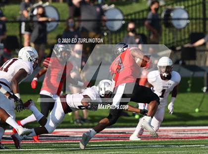 Thumbnail 2 in Cherokee vs. Carver photogallery.