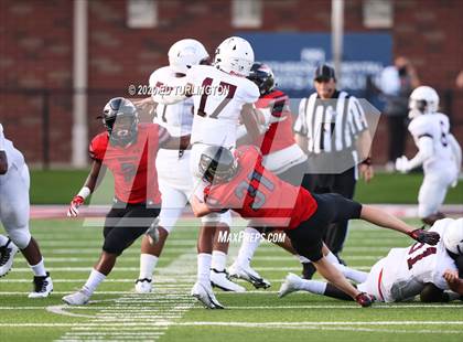 Thumbnail 3 in Cherokee vs. Carver photogallery.