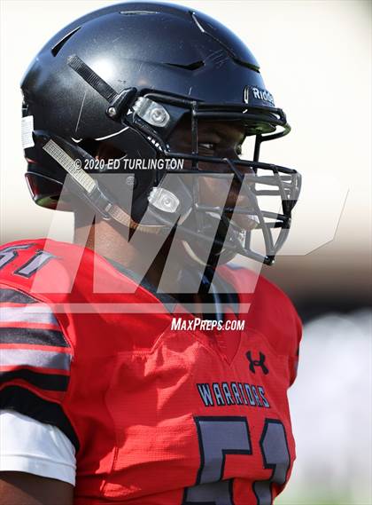 Thumbnail 1 in Cherokee vs. Carver photogallery.