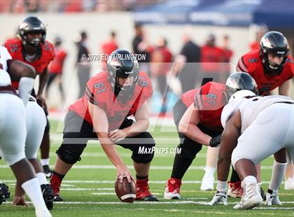 Thumbnail 2 in Cherokee vs. Carver photogallery.