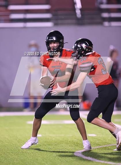 Thumbnail 2 in Cherokee vs. Carver photogallery.