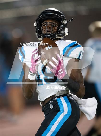Thumbnail 1 in  Shadow Creek vs Wagner (Class 5A Division I Semifinals) photogallery.