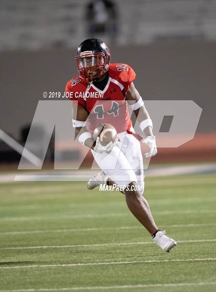 Thumbnail 2 in  Shadow Creek vs Wagner (Class 5A Division I Semifinals) photogallery.