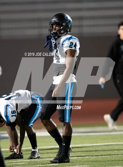 Thumbnail 1 in  Shadow Creek vs Wagner (Class 5A Division I Semifinals) photogallery.
