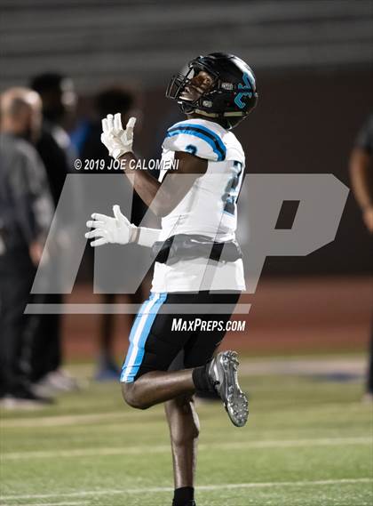 Thumbnail 2 in  Shadow Creek vs Wagner (Class 5A Division I Semifinals) photogallery.