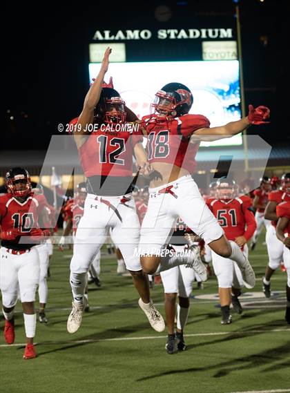 Thumbnail 1 in  Shadow Creek vs Wagner (Class 5A Division I Semifinals) photogallery.