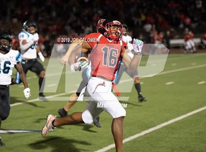 Thumbnail 2 in  Shadow Creek vs Wagner (Class 5A Division I Semifinals) photogallery.