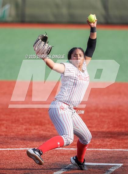 Thumbnail 1 in Glen Cove vs MacArthur (Nassau Class AA Championship) photogallery.