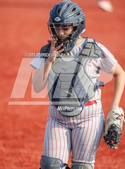 Thumbnail 2 in Glen Cove vs MacArthur (Nassau Class AA Championship) photogallery.