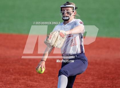 Thumbnail 2 in Glen Cove vs MacArthur (Nassau Class AA Championship) photogallery.