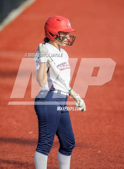 Thumbnail 2 in Glen Cove vs MacArthur (Nassau Class AA Championship) photogallery.