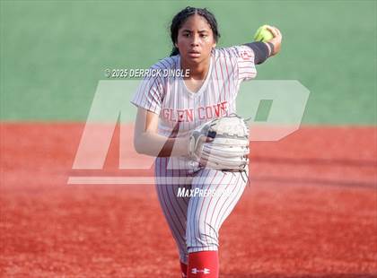 Thumbnail 2 in Glen Cove vs MacArthur (Nassau Class AA Championship) photogallery.
