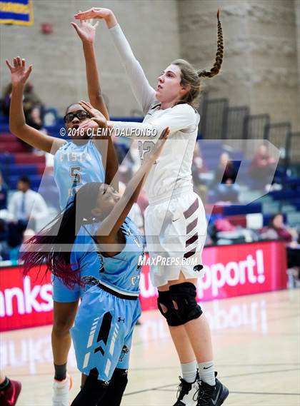 Thumbnail 1 in Vista Ridge vs Horizon (Cherry Creek/Dakota Ridge Season Tip-Off Tournament) photogallery.