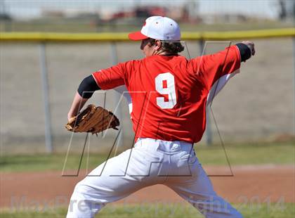 Thumbnail 3 in Lindsay vs. Pottsboro (Blue Ridge Tournament) photogallery.